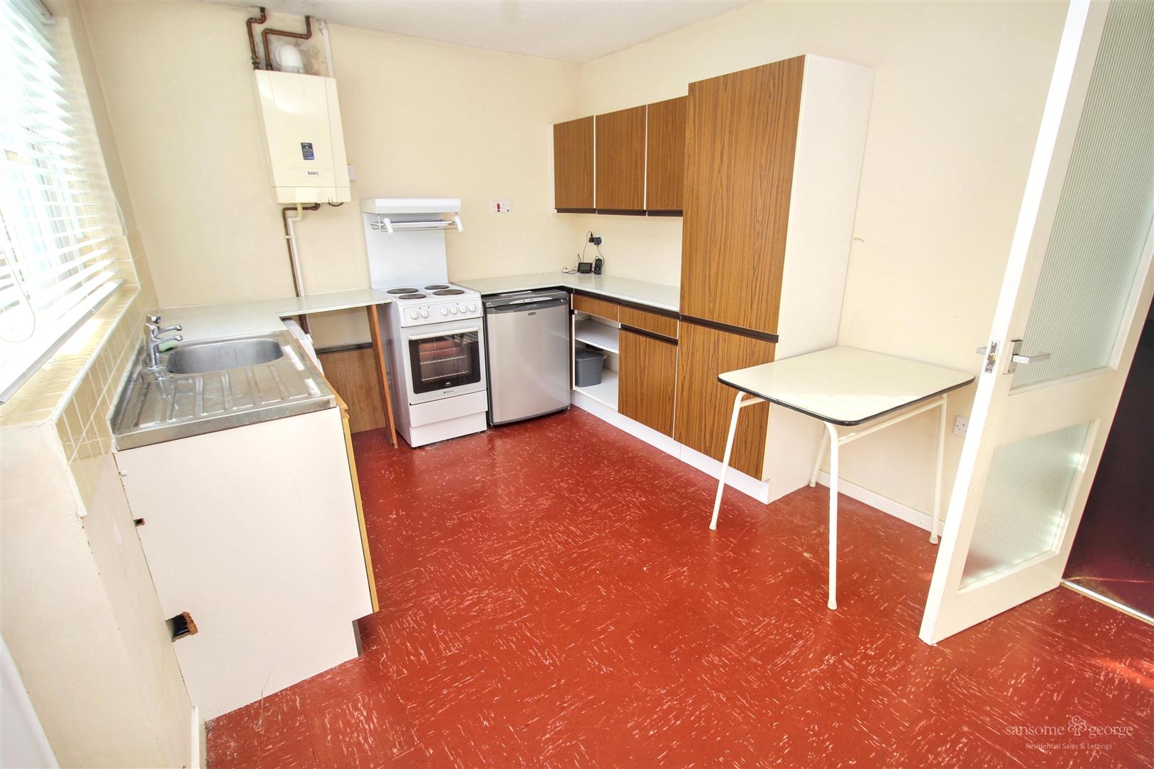 Warley Rise, Tilehurst, Reading